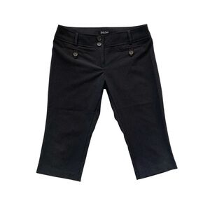Y2K Classic Black Capri Pants 💕
